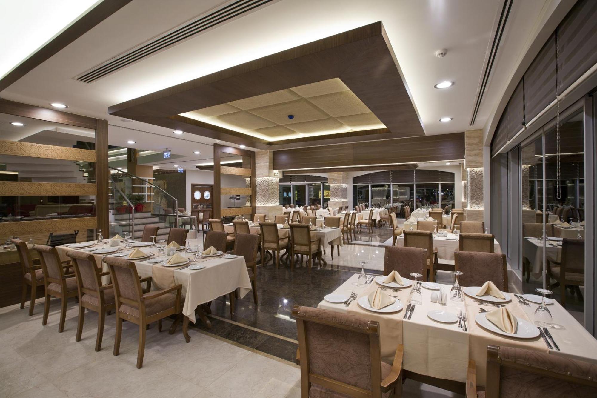 Fourway Hotel&Spa Dortyol Ngoại thất bức ảnh